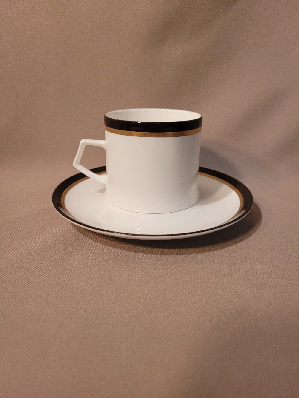 Mikasa Goldring A5-178 Cup & Saucer Set